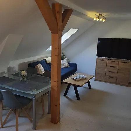 Gaeste- Und Monteurwohnung Im Dg In Mit Ac Osterburg