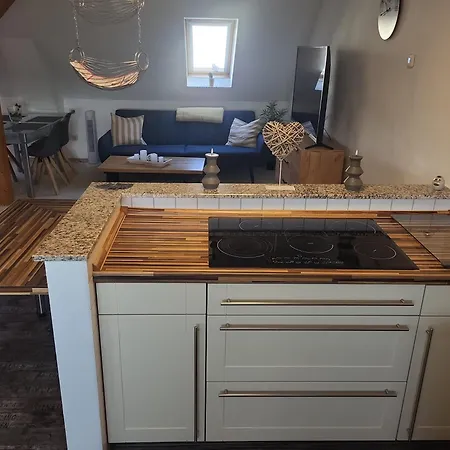 Gaeste- Und Monteurwohnung Im Dg In Mit Ac Apartment *