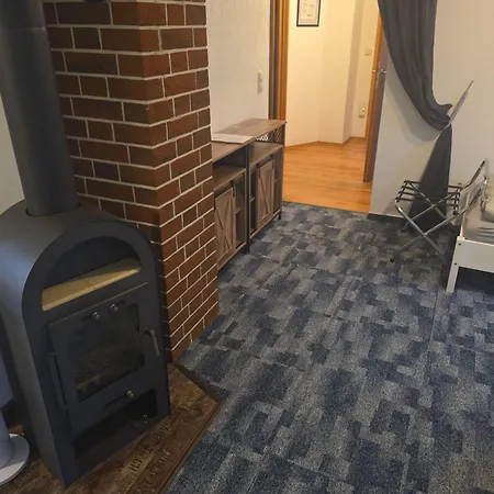 Gäste- Und Monteurwohnung Im Dg In Mit Ac Apartment